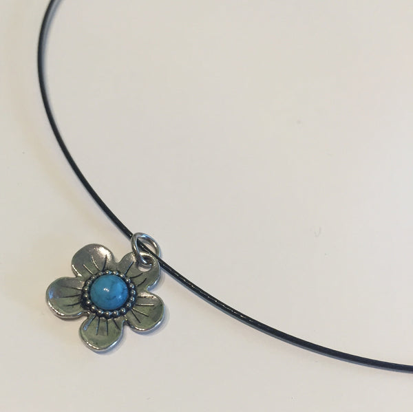 Turquoise Flower Power Memory Wire Necklace Coated- 18"